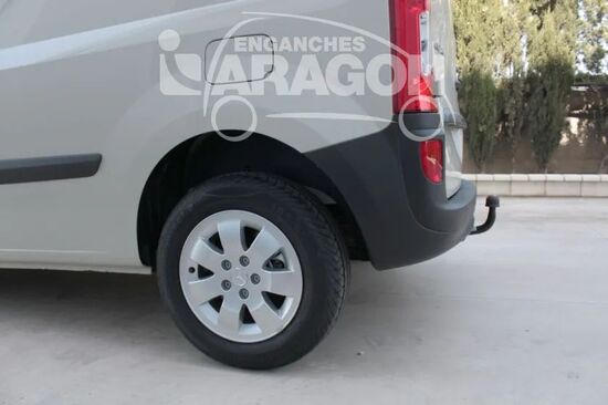 Фаркоп Aragon для Renault Kangoo II 2008-2013. Артикул E5218BA