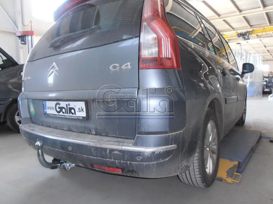 Фаркоп Galia оцинкованный для Peugeot 5008 2009-2022. Быстросъемный крюк. Артикул C051C