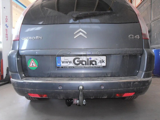 Фаркоп Galia оцинкованный для Peugeot 5008 2009-2022. Быстросъемный крюк. Артикул C051C
