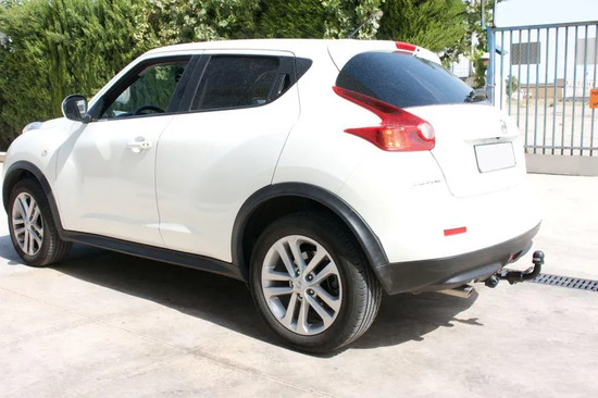 Фаркоп Aragon (быстросъемный крюк, горизонтальное крепление) для Nissan Juke 2WD 2010-2014.. Артикул E4426AS