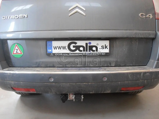 Фаркоп Galia оцинкованный для Peugeot 5008 2009-2022. Быстросъемный крюк. Артикул C051C