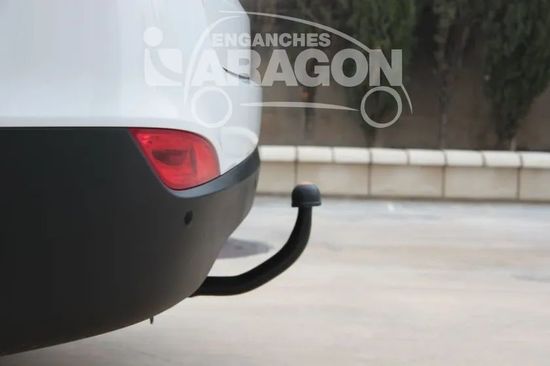 Фаркоп Aragon (быстросъемный крюк, вертикальное крепление) для Hyundai ix35 2010-2015.. Артикул E2514AV