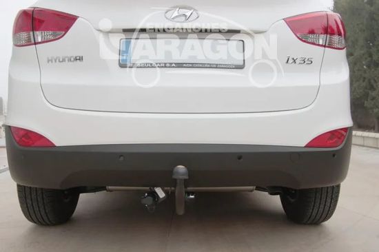 Фаркоп Aragon (быстросъемный крюк, вертикальное крепление) для Hyundai ix35 2010-2015.. Артикул E2514AV