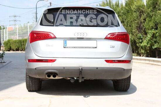 Фаркоп Aragon (быстросъемный крюк, вертикальное крепление) для Audi Q5 I (кроме S-Line) 2008-2016. Артикул E0409AV