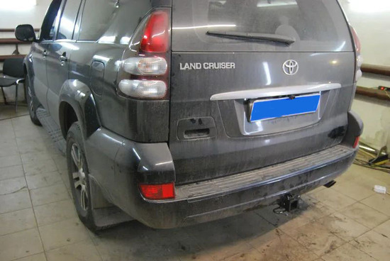 Приемник под квадрат амер. фаркопа Trailer-Boat (Reese) для Toyota Land Cruiser Prado 150 2009-2022. Артикул usa105
