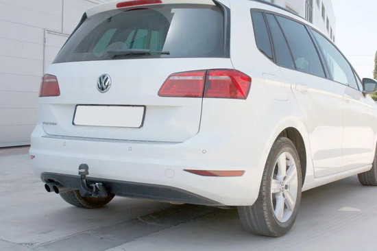Фаркоп Aragon (быстросъемный крюк, горизонтальное крепление) для Volkswagen Golf V, VI хэтчбек 3/5-дв. 2003-2012. Артикул E6700DS