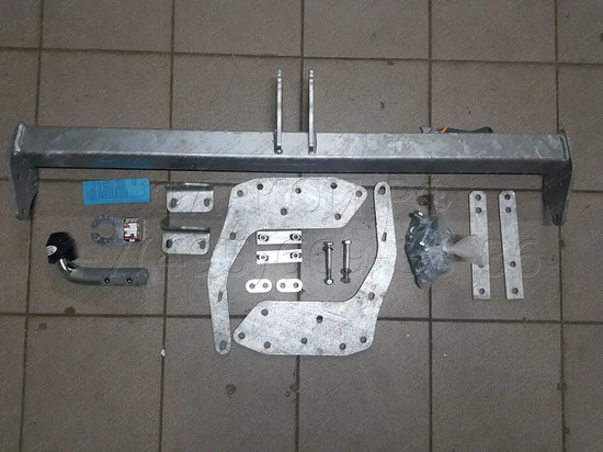 Фаркоп Galia оцинкованный для Mazda BT-50 II 2012-2022. Артикул F126A