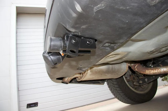 Фаркоп Aragon (быстросъемный крюк, горизонтальное крепление) для Subaru Legacy Break V 2010-2014.. Артикул E6004AS