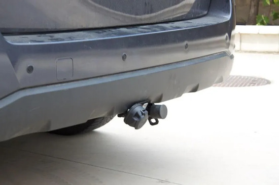 Фаркоп Aragon (быстросъемный крюк, горизонтальное крепление) для Subaru Legacy Break V 2010-2014.. Артикул E6004AS