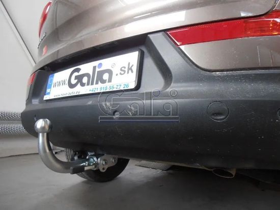 Фаркоп Galia оцинкованный для Kia Sportage III 2010-2016. Быстросъемный крюк. Артикул H083C