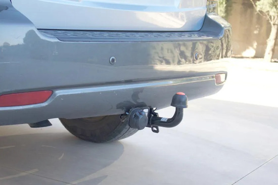 Фаркоп Aragon для Kia Sorento I JC 2006-2008. Артикул E3004BA