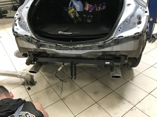 Фаркоп Auto-Hak для Opel Insignia A седан, хэтчбек, универсал 2008-2017. Артикул E 52