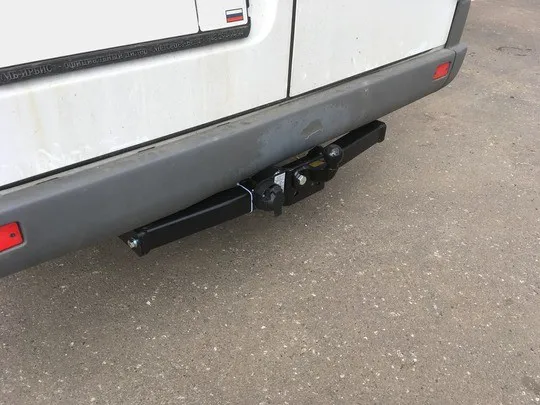 Фаркоп Imiola для Mercedes-Benz Sprinter W903 (кол. база 3,55/4,025м; двойн. колеса) 1995-2006. Фланцевое крепление. Артикул M.013