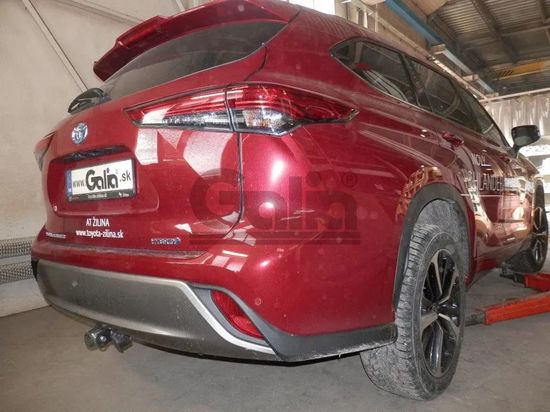 Фаркоп Galia оцинкованный для Toyota Highlander VI 2019-2022. Быстросъемный крюк. Артикул T077C