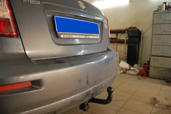 Фаркоп Auto-Hak для Suzuki SX4 I седан 2007-2013. Артикул W 27