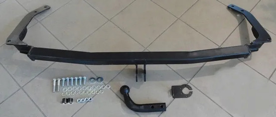 Фаркоп Auto-Hak для Toyota Avensis Verso 5-дв. 2002-2009. Артикул O 49