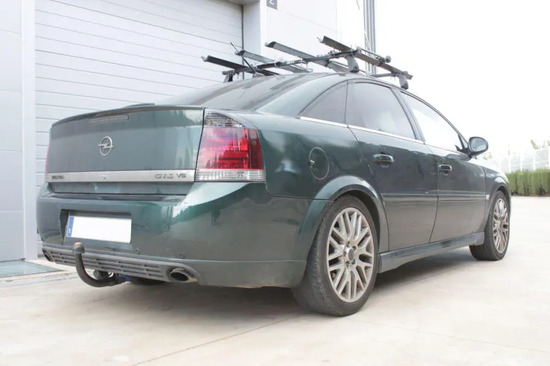 Фаркоп Aragon для Saab 9-5 II 2010-2012. Артикул E4505EV