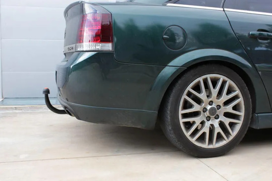 Фаркоп Aragon для Saab 9-5 II 2010-2012. Артикул E4505EV
