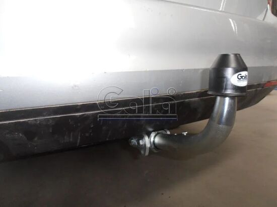 Фаркоп Galia оцинкованный для Volkswagen Jetta V 2005-2010. Быстросъемный крюк. Артикул V066C