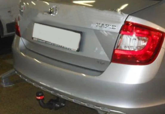 Фаркоп Bosal для Skoda Rapid хэтчбек 2012-2022. Артикул 038-231
