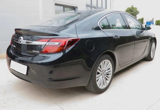 Фаркоп Aragon для Opel Insignia 2009-2022. Артикул E4521AV
