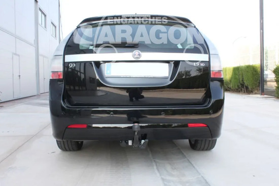 Фаркоп Aragon (быстросъемный крюк, горизонтальное крепление) для Saab 9-3 II седан, кабриолет 2002-2012.. Артикул E5500BS