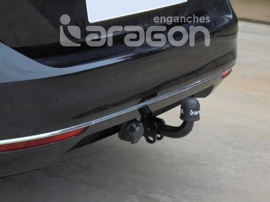 Фаркоп Aragon для Volkswagen Golf VII рестайлинг 2017-2020 универсал, вкл. R-Line. Артикул E6703DA