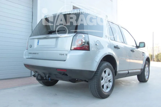 Фаркоп Aragon (быстросъемный крюк, вертикальное крепление) для Land Rover Freelander II 2006-2014. Артикул E3503BV