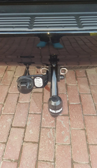 Фаркоп Brink (Thule) для Lexus LX 450d 2015-2022. Артикул 424500