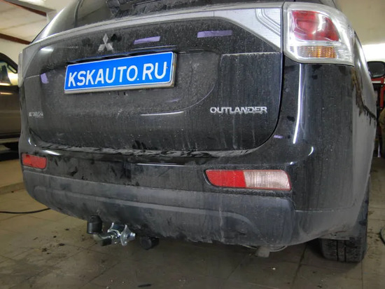 Фаркоп Galia оцинкованный для Mitsubishi Outlander III (не подходит на авто с полноразмерной запаской) рестайлинг 2019-2022. Быстросъемный крюк. Артикул M126C