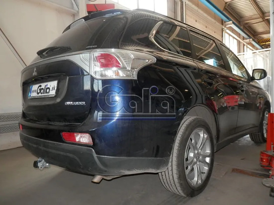 Фаркоп Galia оцинкованный для Mitsubishi Outlander III (не подходит на авто с полноразмерной запаской) рестайлинг 2019-2022. Быстросъемный крюк. Артикул M126C