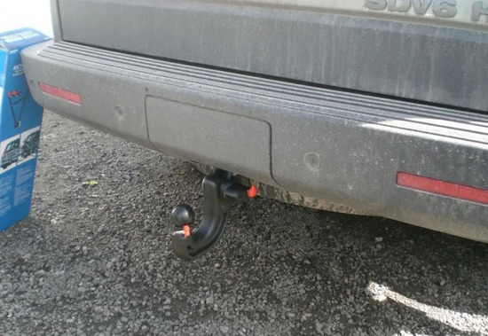 Фаркоп Brink (Thule) для Land Rover Discovery IV 2009-2022. Быстросъемный крюк. Артикул 377141