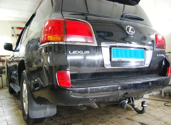 Фаркоп Brink (Thule) для Lexus LX 570 2008-2022. Артикул 424500