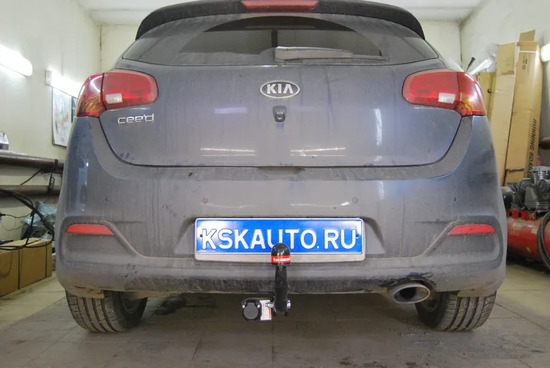 Фаркоп Oris (ранее Bosal) для Kia Ceed II хэтчбек 2012-2018. Артикул 6751-A